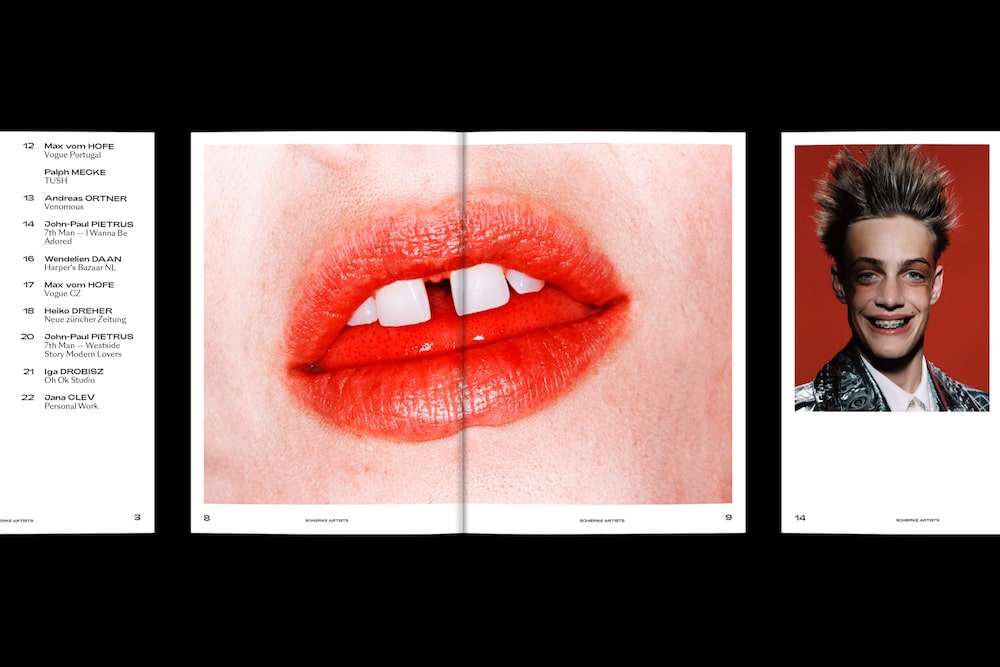 Blick in das Schierke Artists Magazine Vol. 1 mit roten Lippen