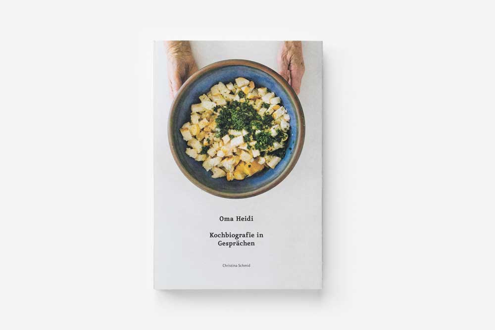 Coverdesign von Christina Schmid für das selbstverlegte Buch »Kochbiografie in Gesprächen« von Oma Heidi