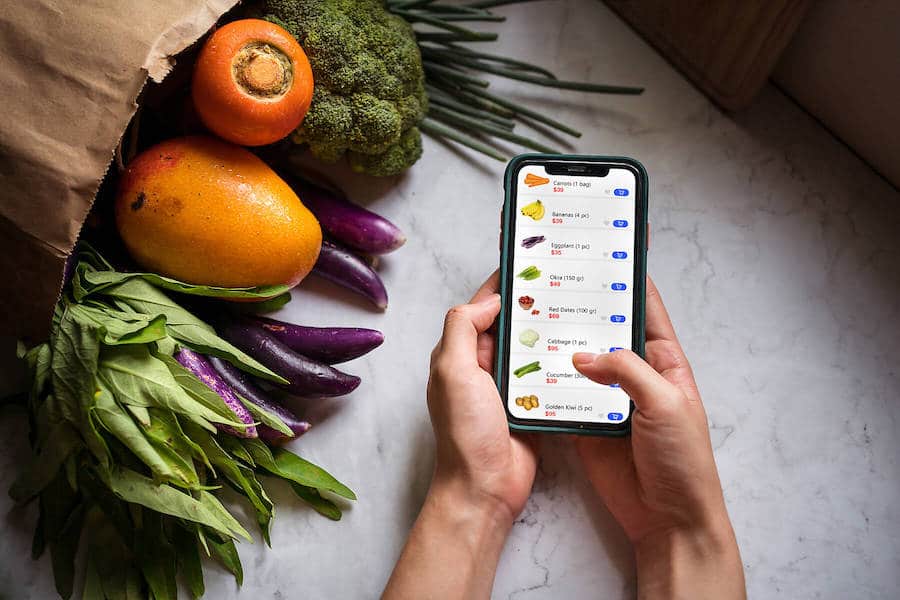 Stockbilder Lebensmitteleinkauf per App