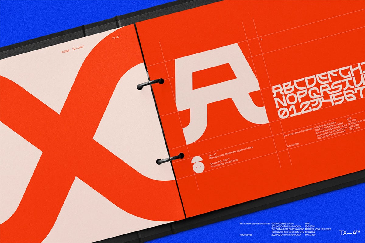 Ringbuch mit typografischen Designs