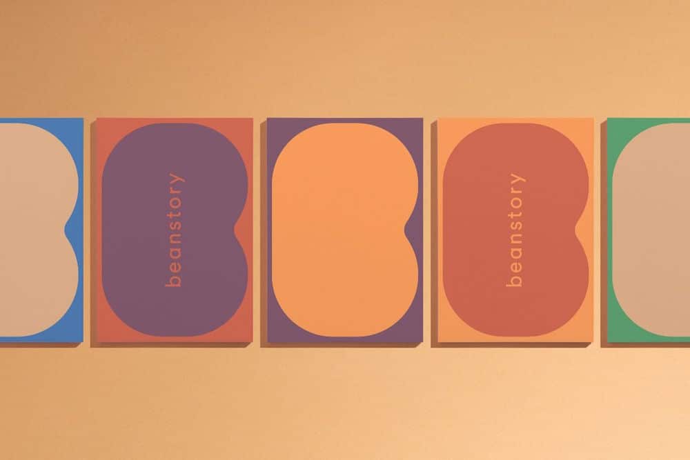 Visual Identity für den Bohnenvertrieb Beanstory: Mehrere Farb-Sorten-Kombinationen nebeneinander