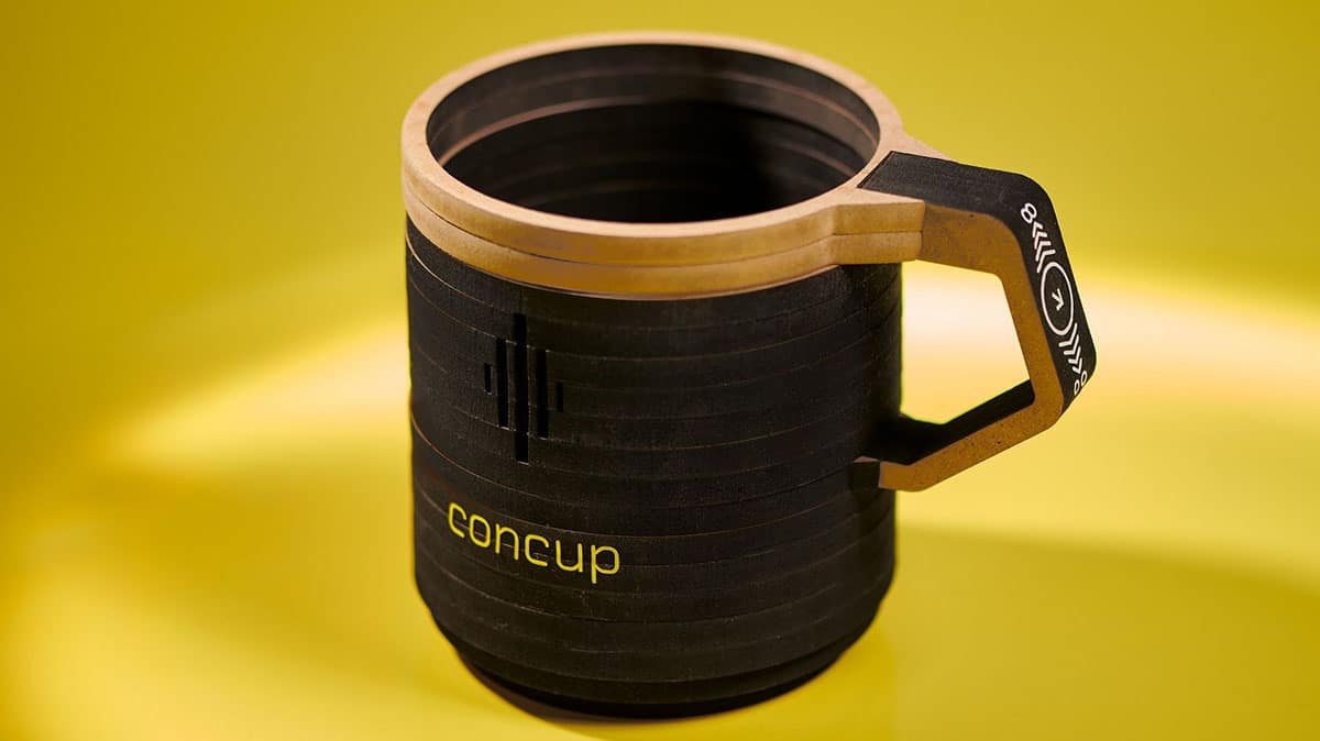 ein prototyp einer interaktiven Tasse aus finnpappe