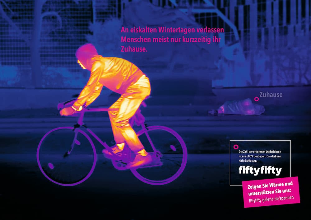 Kampagne »Winter in Deutschland« von fiftyfifty. Plakat mit Wärmebild (Fahrradfahrer:in)