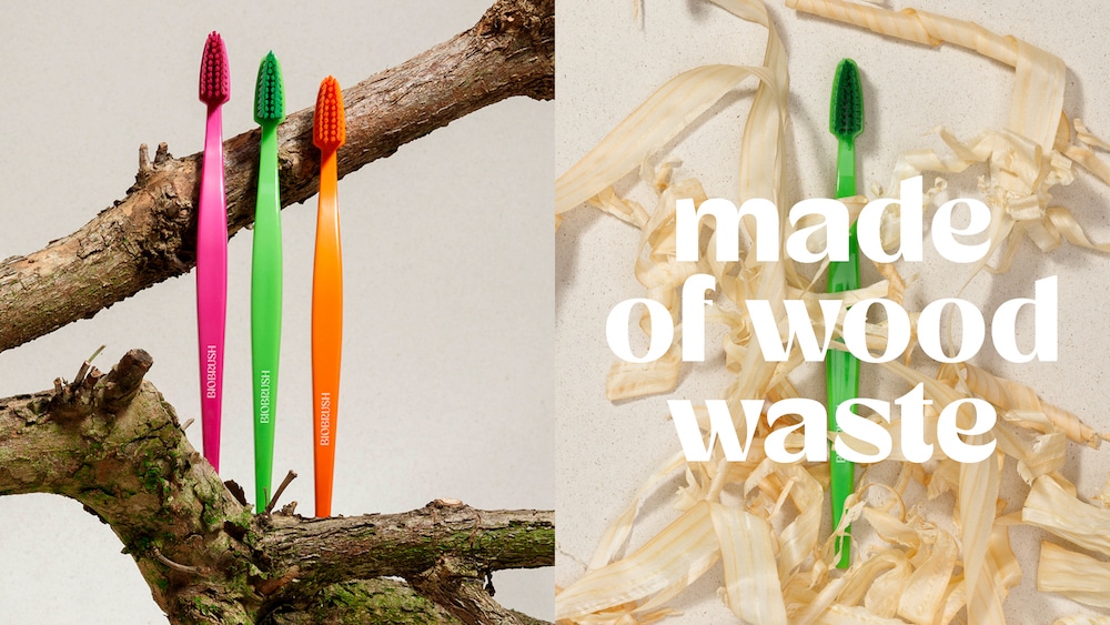 Redesign für die Zahnbürste "Biobrush" von  EIGA Strategic Brand Design. Neonfarbene Zahnbürsten auf Bäumen. Rechts eine neongrüne Zahnbürste auf Holzsplittern. Davor steht "made of wood waste"