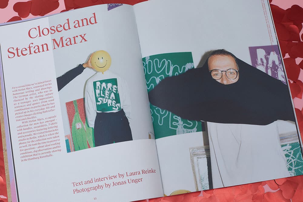 Doppelseite aus dem Kundenmagazin "Hard Copy" von Closed mit Fotos und einem Interview über den Illustrator Stefan Marx
