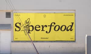 Neue Identity für den traditionellen Bauernhof und Laden Micheleshof von papatom, Superfoodplakat