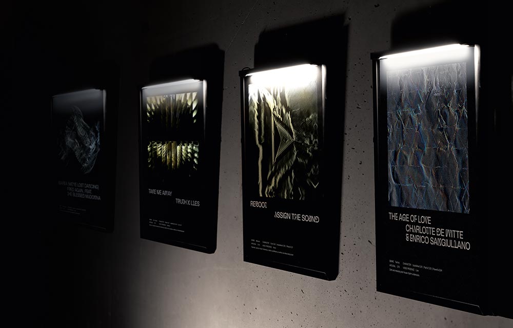 Plakate für die Ausstellung des Synergy-Projektes