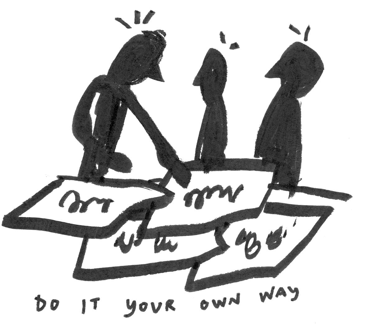 Eine schwarzweiß Illustration von stilisierten Männchen. Drei stehen vor einem Tisch mit Entwürfen, auf die einer zeigt