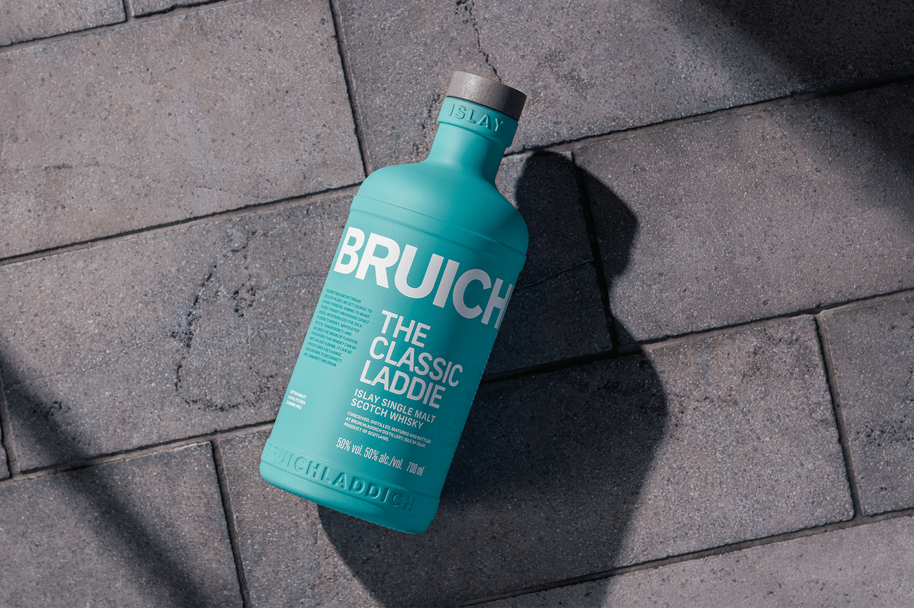 Bruichladdich_PackagingDesign_Mockup_Bottle_Corporate