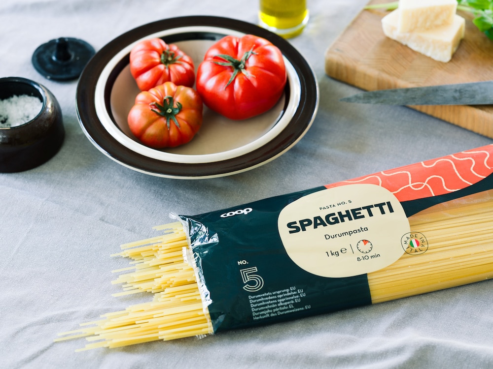 Neues Packaging-Design von Bedow für Coop-Marke, Spaghetti No. 5