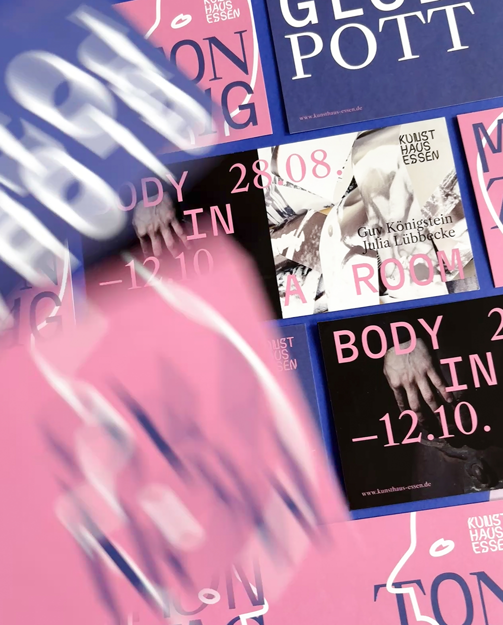 Kunsthaus Essen e.V. – Visuelles Erscheinungsbild, Gestaltung Printmedien, Flyer in Rosa und Lila